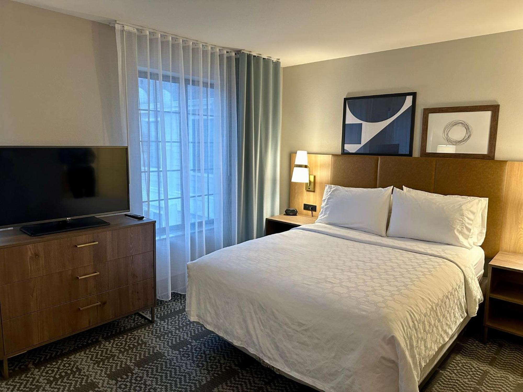 Staybridge Suites Milwaukee West-Oconomowoc By Ihg Exteriér fotografie