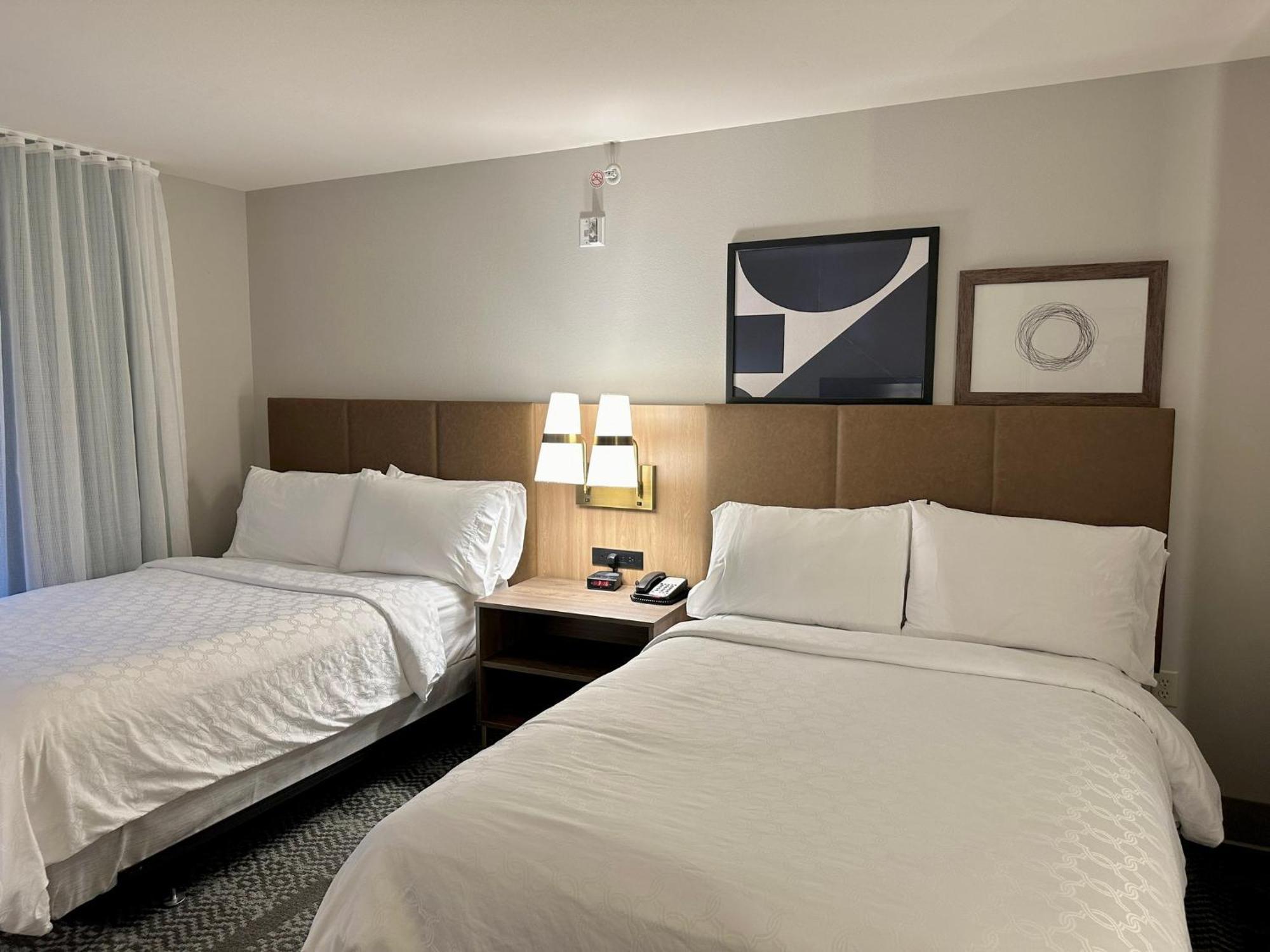 Staybridge Suites Milwaukee West-Oconomowoc By Ihg Exteriér fotografie
