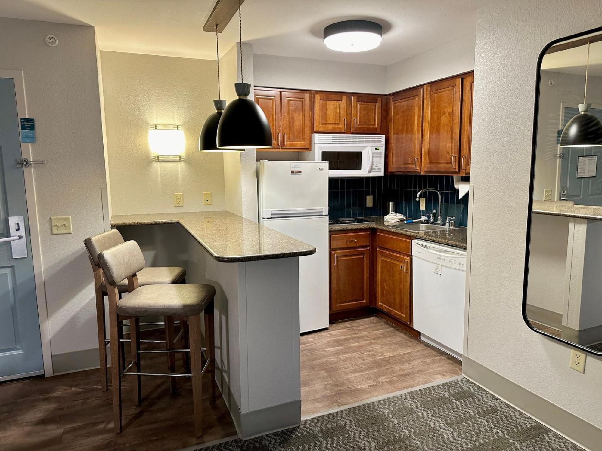 Staybridge Suites Milwaukee West-Oconomowoc By Ihg Exteriér fotografie