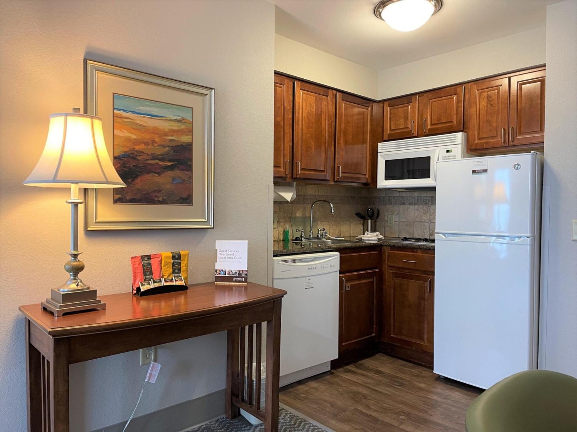 Staybridge Suites Milwaukee West-Oconomowoc By Ihg Exteriér fotografie