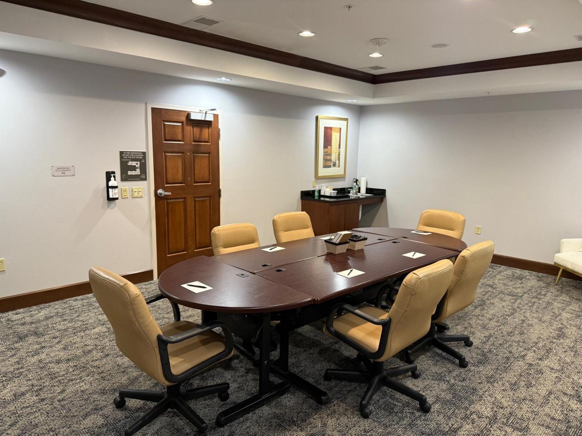 Staybridge Suites Milwaukee West-Oconomowoc By Ihg Exteriér fotografie